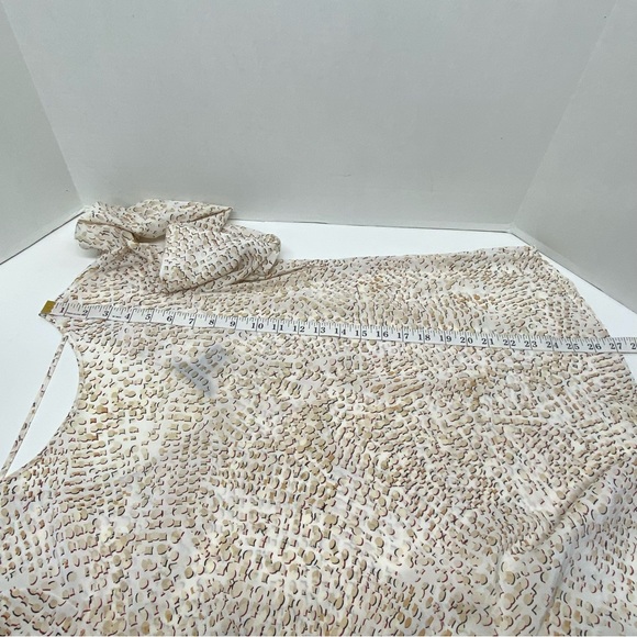 White House Black Market Womens White Cream Long Sleeve Pullover Size 10 Silk - Picture 12 of 12